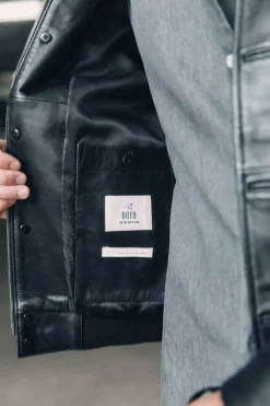 Ooto Blusao Pele Preto Online