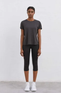 Dash and Stars Outdoor-Camisola Preta Ultraleve