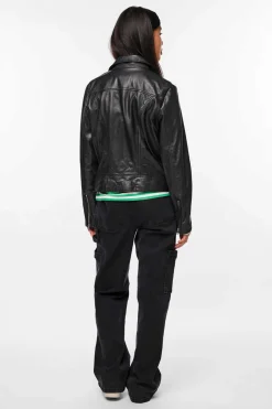 Pieces Blusoes E Casacos-Casaco De Couro