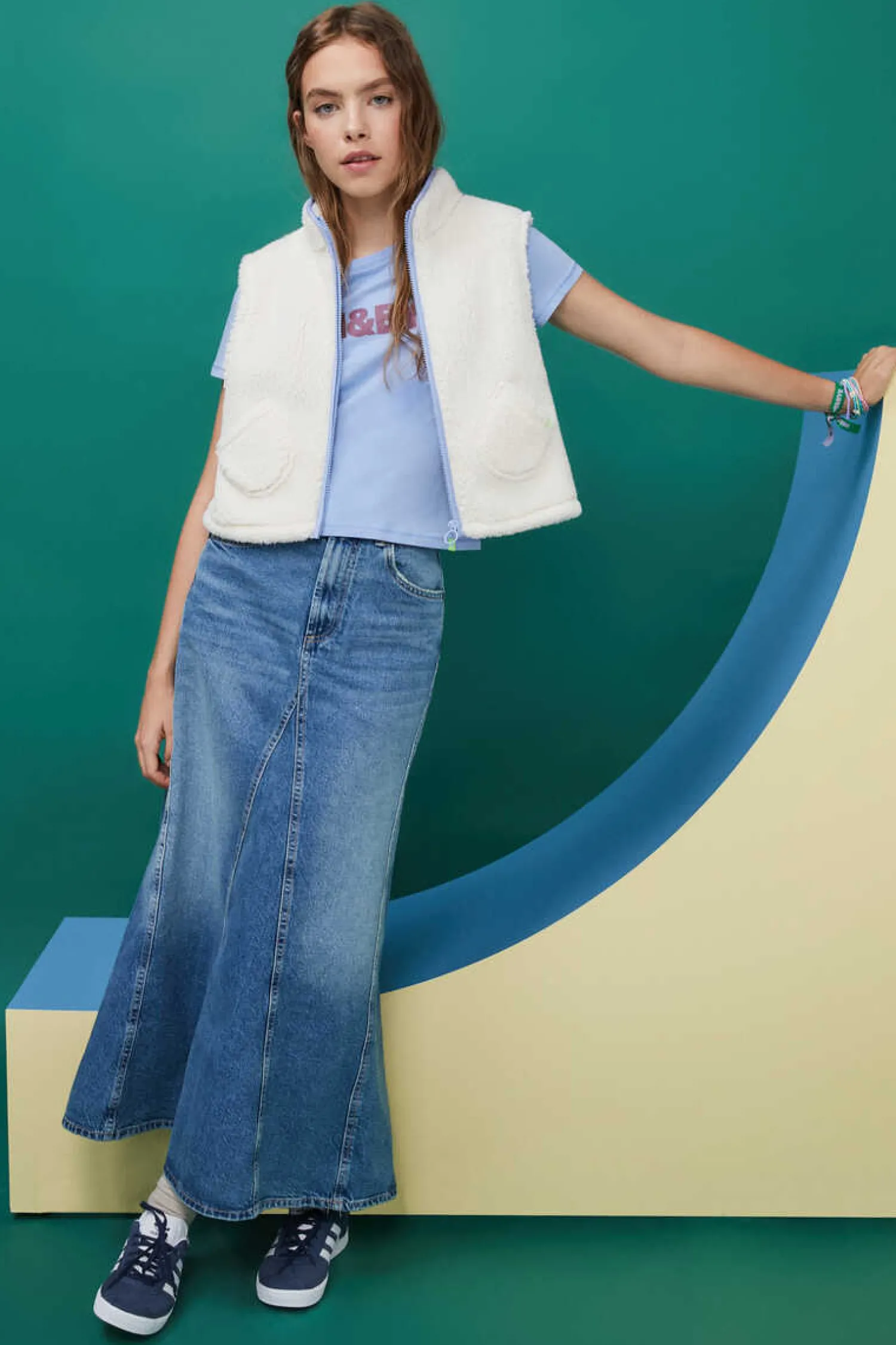 HI&BYE Sweatshirts-Colete Curto Borrego Cru