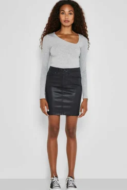 Noisy May Saias-Saia Encerada