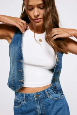 High Spirits Coletes-Sandy Vest