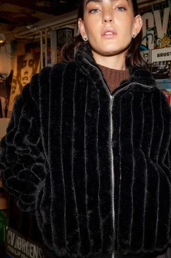 Noisy May Sobretudos E Parkas-Sobretudo De Pelo Sintetico